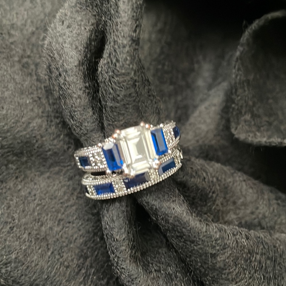Pair of silver rings
